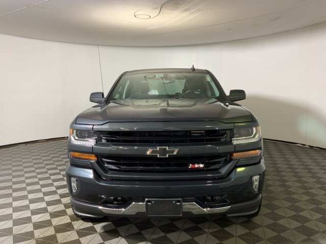 Used 2018 Chevrolet Silverado 1500 LT w/ All Star Edition AWD/4WD image 2