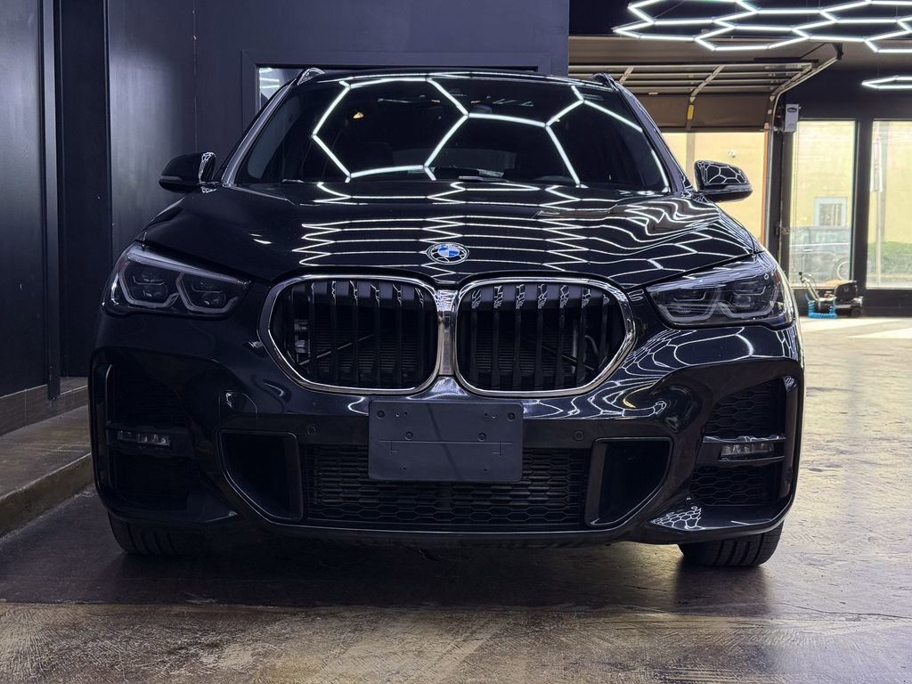 Used 2020 BMW X1 xDrive28i w/ M Sport Package image 2