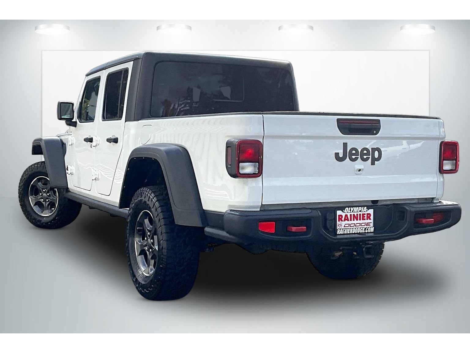 Used 2022 Jeep Gladiator Rubicon w/ Cold Weather Group AWD/4WD image 12