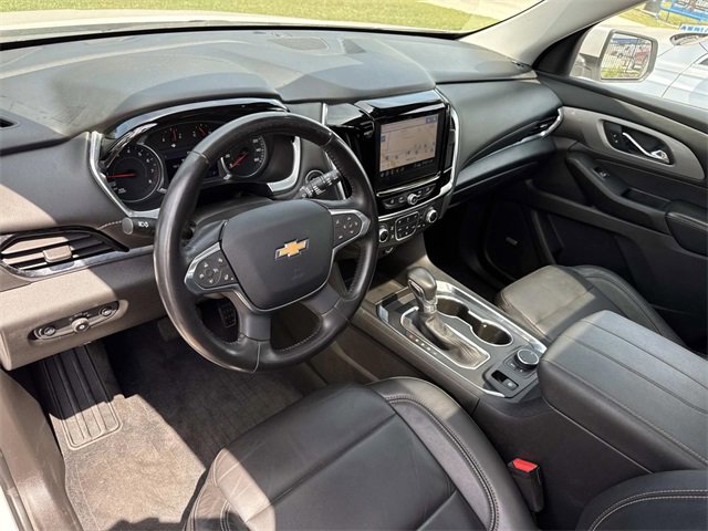 Used 2021 Chevrolet Traverse LT w/ LT Premium Package image 18