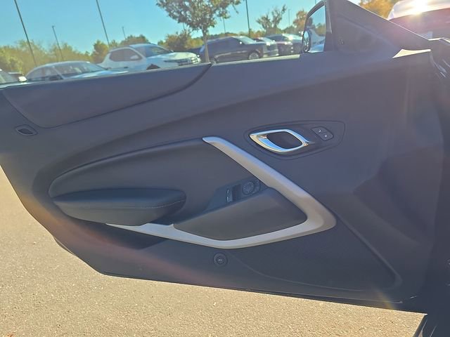 Used 2020 Chevrolet Camaro SS image 36
