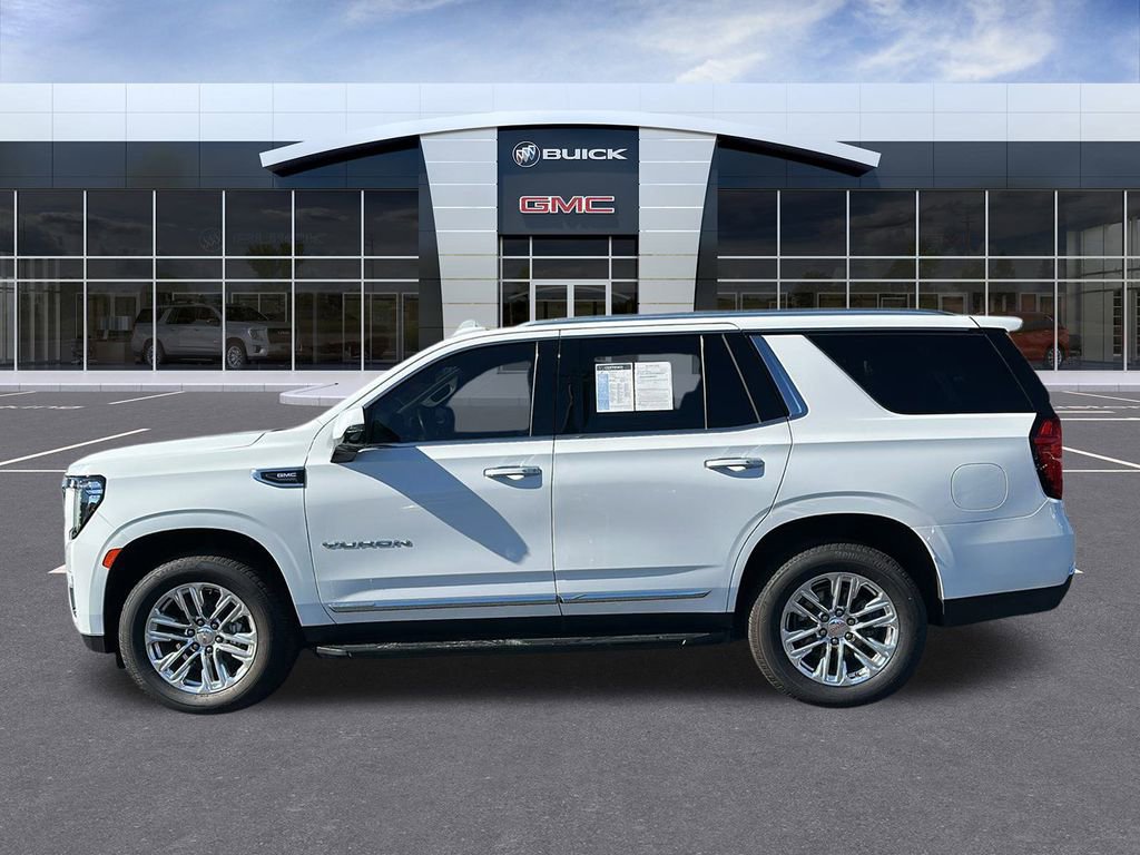 Used 2022 GMC Yukon SLT w/ SLT Premium Package image 2