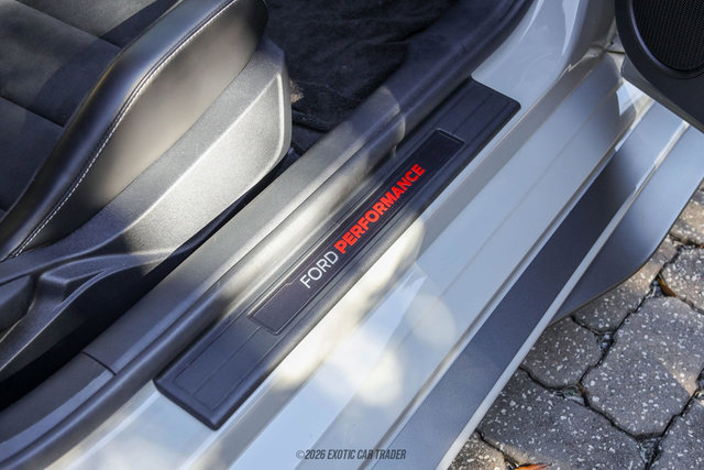 Used 2020 Ford Mustang Shelby GT500 w/ Technology Package image 26