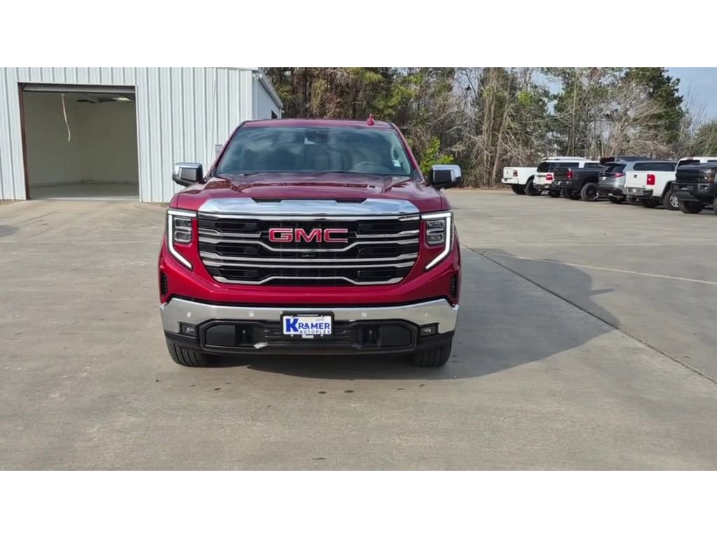 New 2026 GMC Sierra 1500 SLT image 3