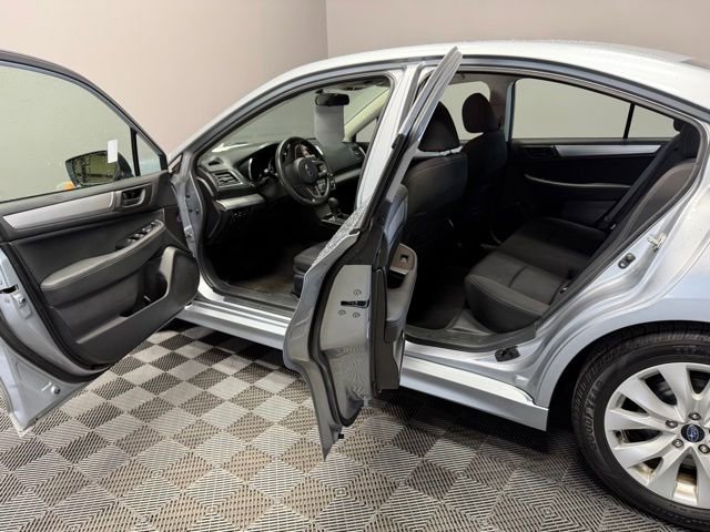 Used 2017 Subaru Legacy 2.5i w/ Alloy Wheel Package AWD/4WD image 13