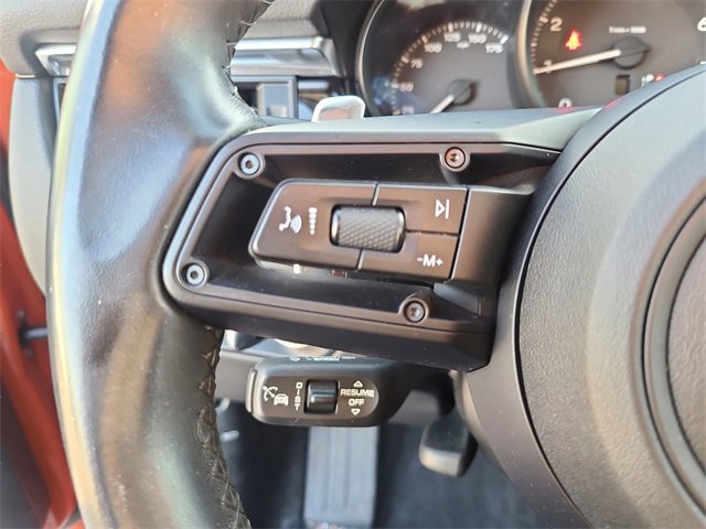 Used 2023 Porsche Macan Turbo image 24