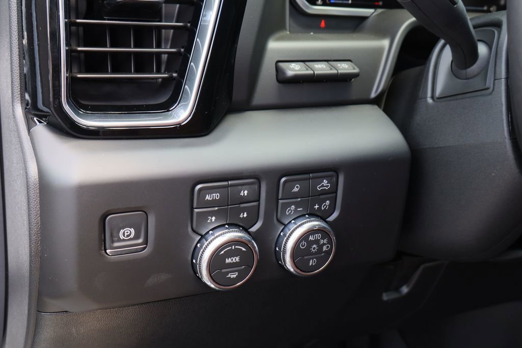New 2026 GMC Sierra 2500 Denali Ultimate AWD/4WD image 11