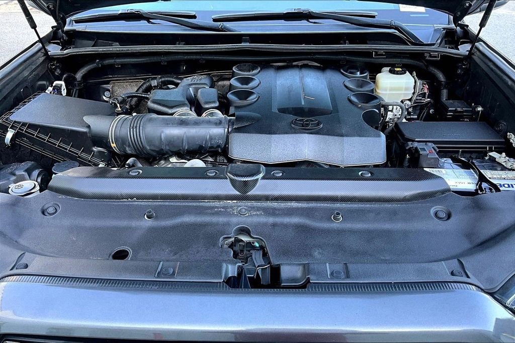 Used 2020 Toyota 4Runner Nightshade image 31
