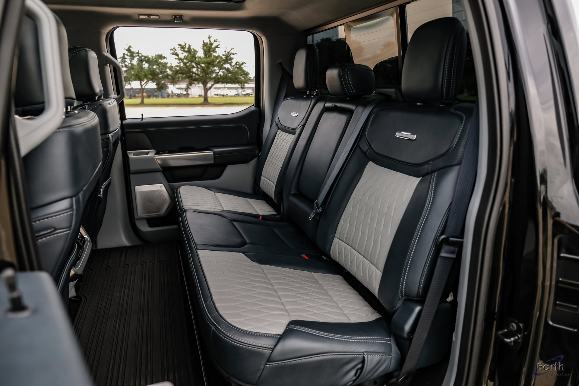 Used 2024 Ford F250 Limited w/ FX4 Off-Road Package AWD/4WD image 99