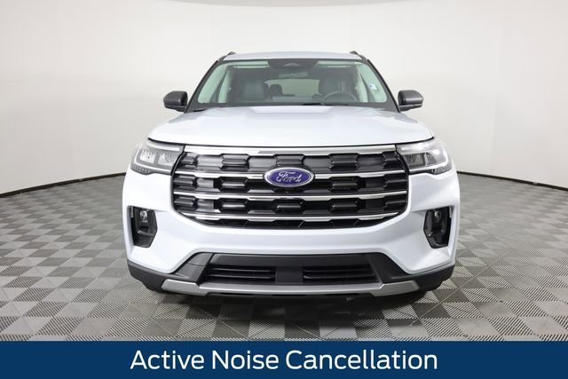 New 2026 Ford Explorer Active w/ Active Comfort Package image 9