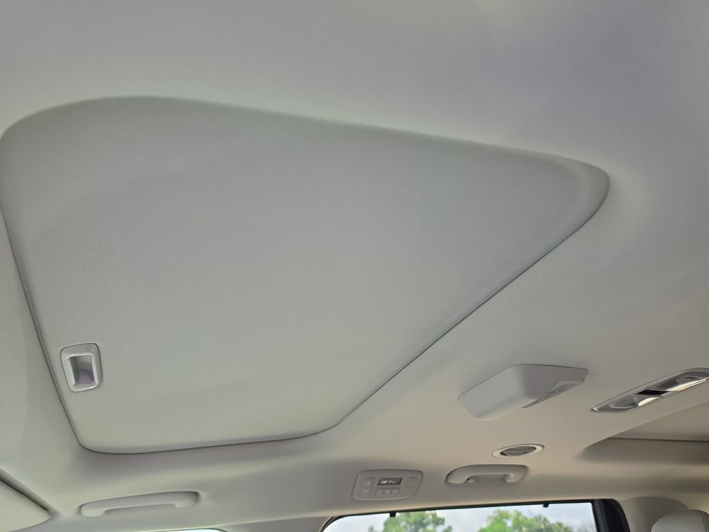 New 2026 Kia Carnival SX FWD image 24