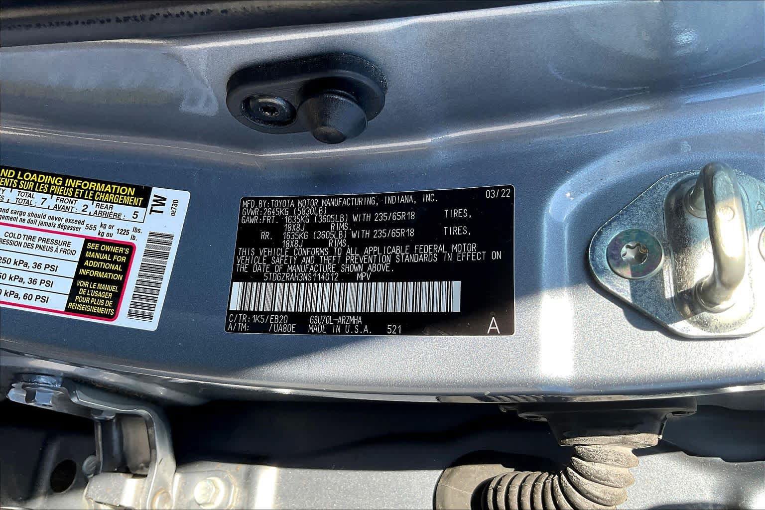 Used 2022 Toyota Highlander XLE FWD image 32