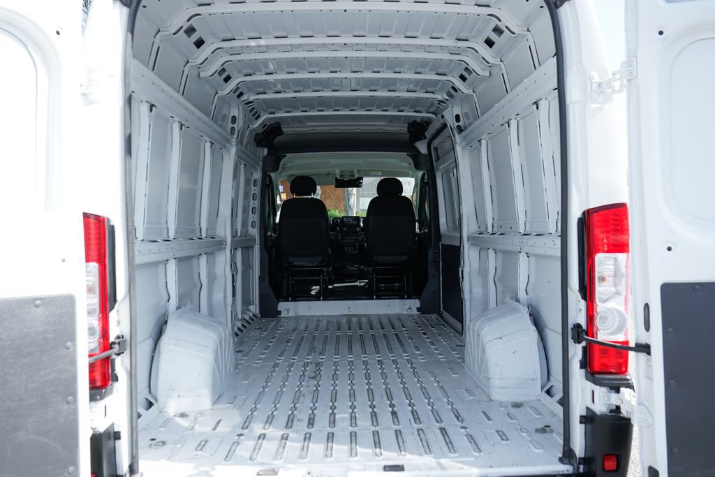 Used 2023 RAM ProMaster 3500 FWD image 8