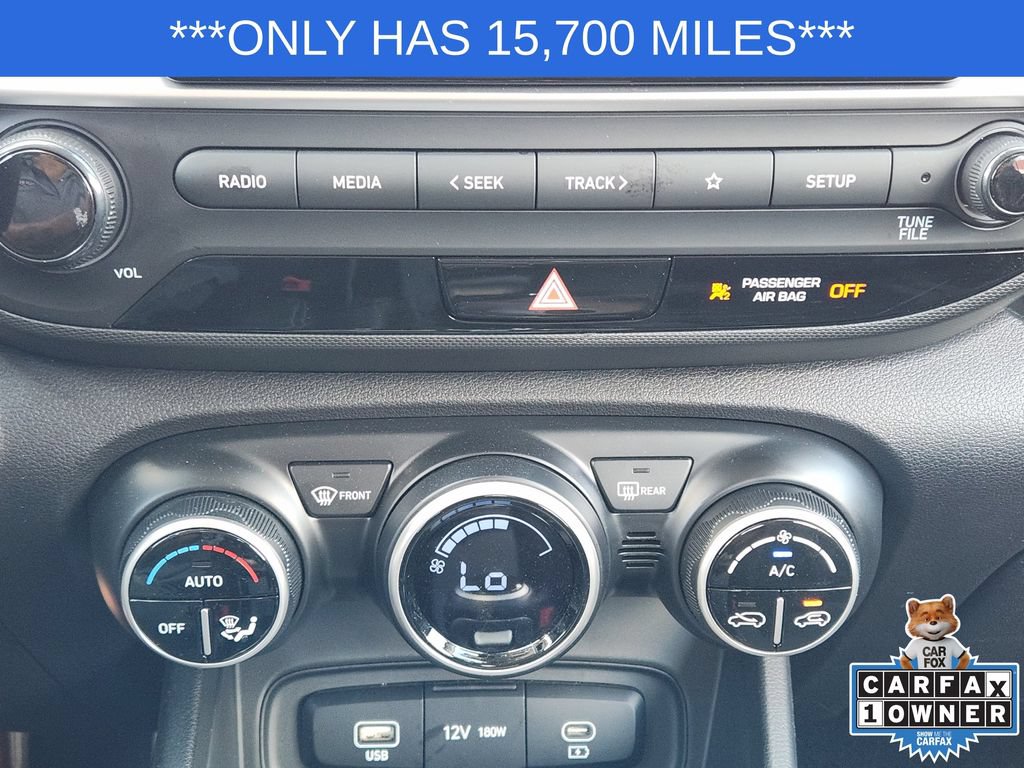 Used 2024 Hyundai Venue SEL FWD image 20