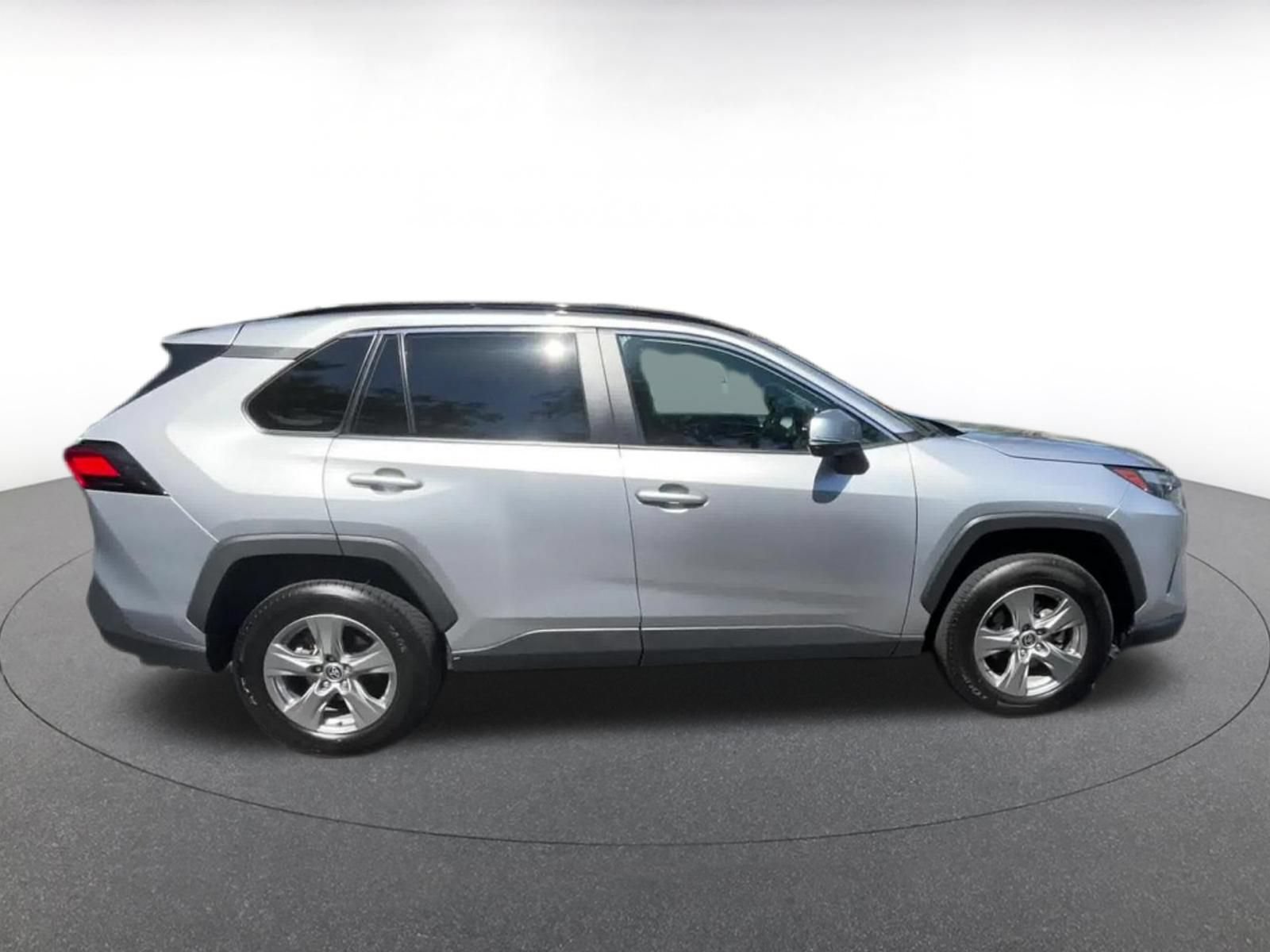 Used 2024 Toyota RAV4 XLE w/ Convenience Package AWD/4WD image 15