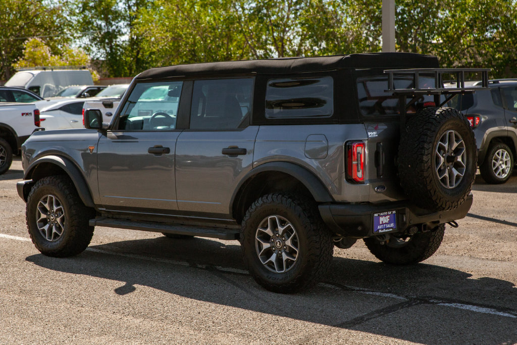 Used 2023 Ford Bronco Badlands AWD/4WD image 7