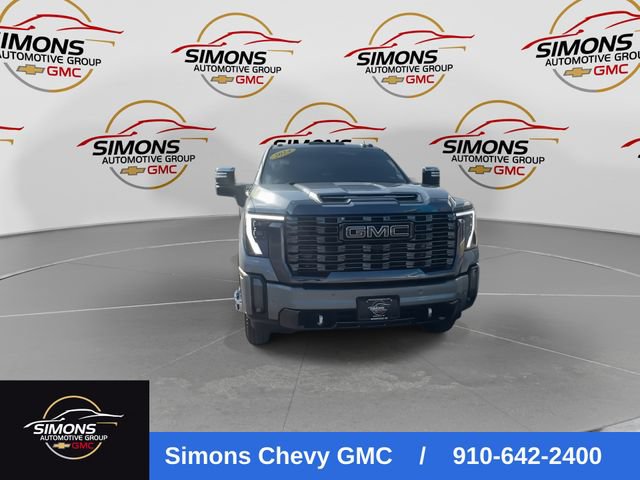 Used 2024 GMC Sierra 3500 Denali Ultimate AWD/4WD image 4