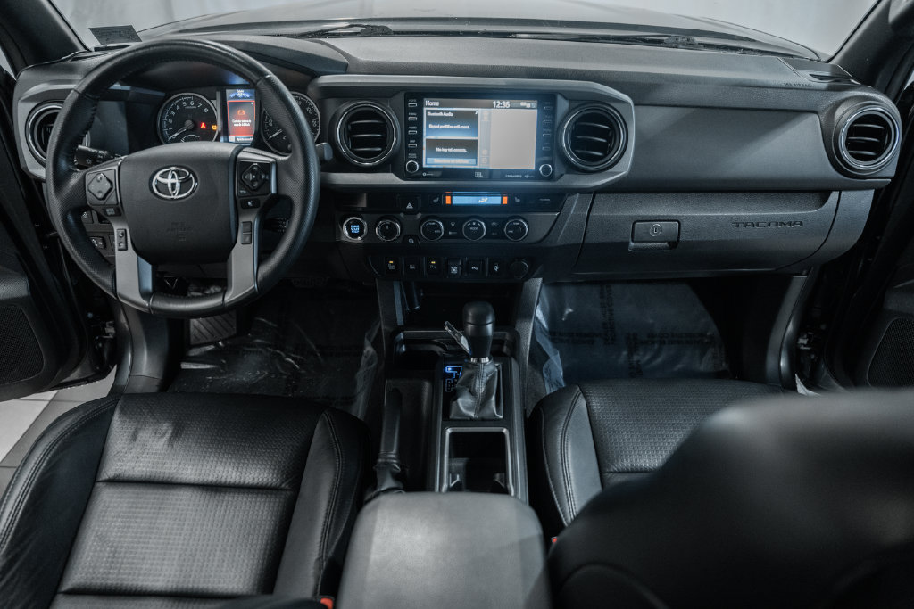 Used 2023 Toyota Tacoma TRD Off-Road w/ TRD Premium Off Road Package AWD/4WD image 21