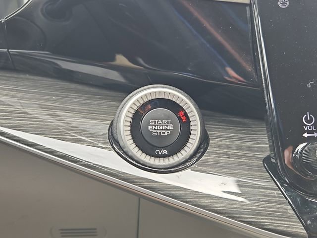 Used 2022 Jeep Wagoneer Series III w/ Convenience Group I RWD image 30