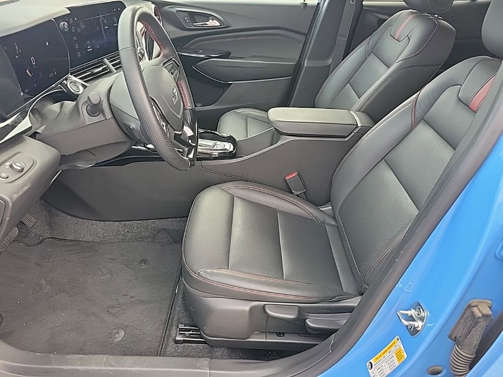 Used 2024 Chevrolet Trax RS image 10