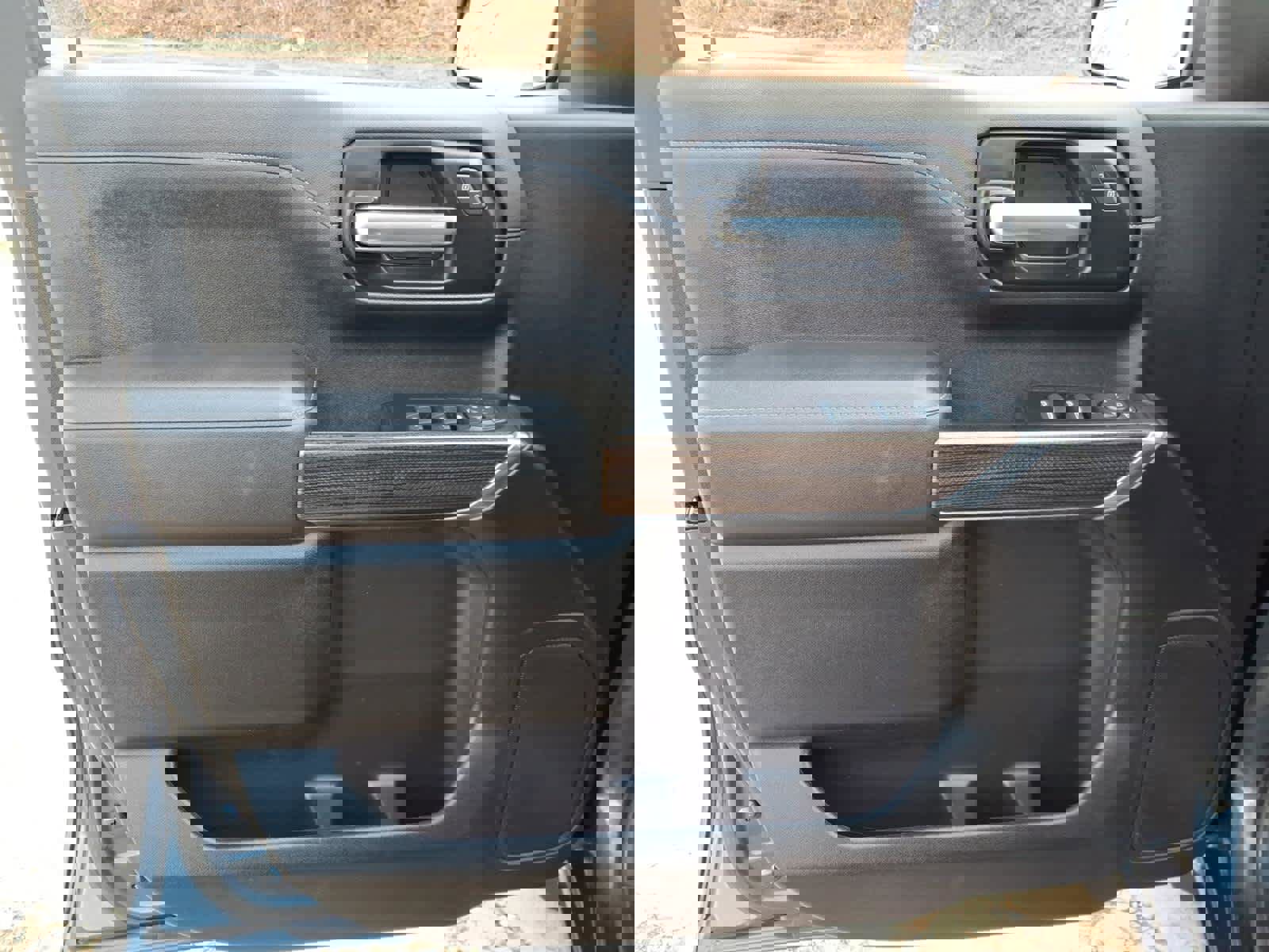 Certified 2021 Chevrolet Silverado 1500 RST image 13