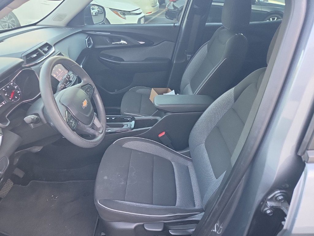 Used 2022 Chevrolet TrailBlazer LS FWD image 10