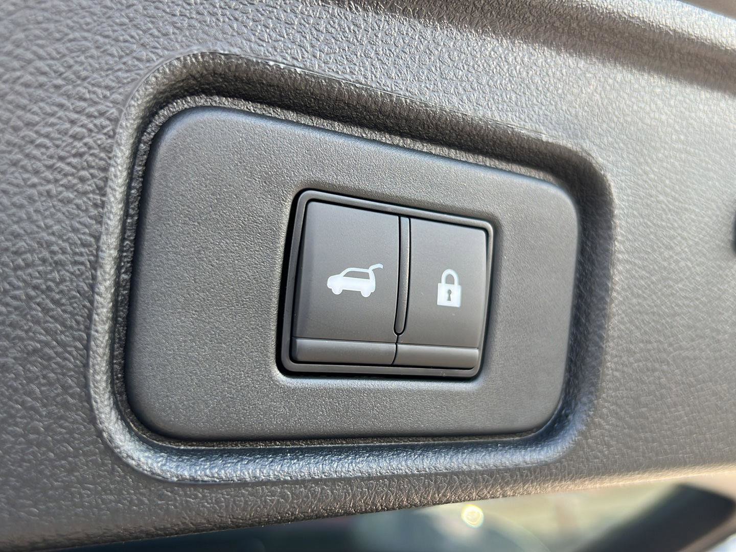 New 2026 Nissan Pathfinder Rock Creek w/ Rock Creek Premium Package AWD/4WD image 7