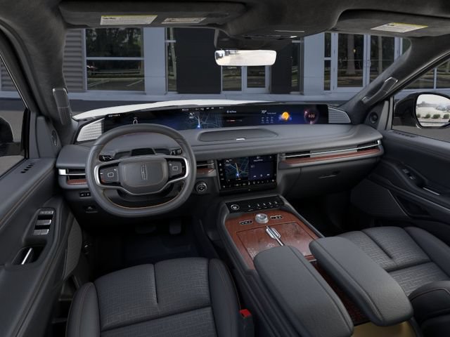 New 2025 Lincoln Navigator L Black Label AWD/4WD image 9