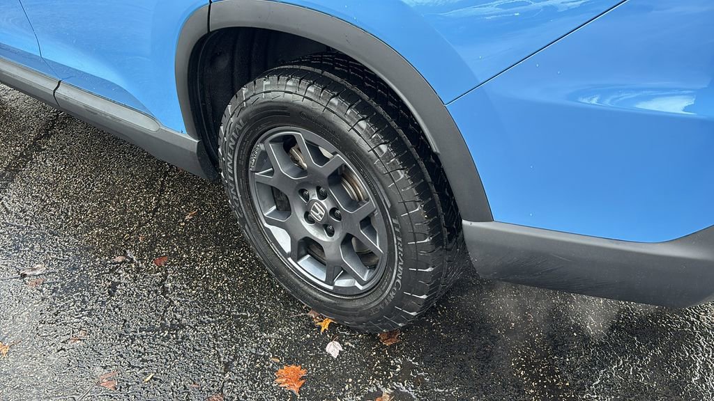 Certified 2024 Honda Pilot TrailSport image 9