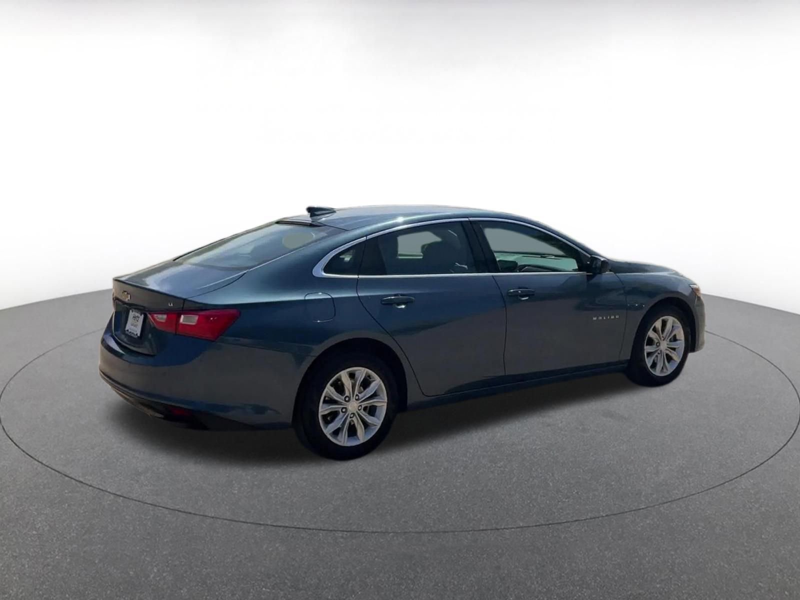 Used 2024 Chevrolet Malibu LT image 15