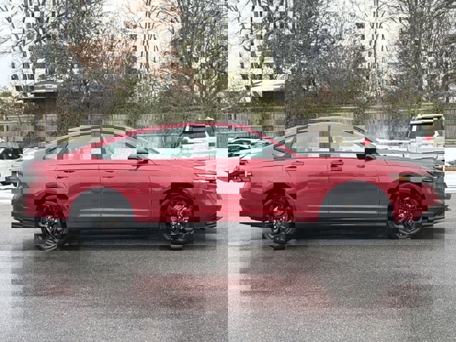 Used 2025 Honda Accord SE image 2