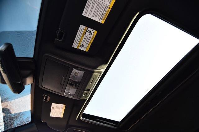 Certified 2024 Nissan Frontier PRO-4X w/ Pro Premium Package image 29