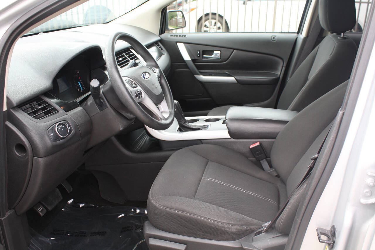 Used 2013 Ford Edge SE AWD/4WD image 6