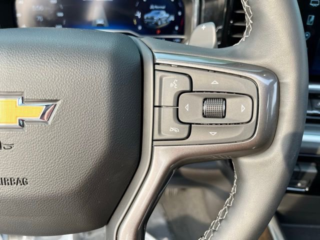 Used 2025 Chevrolet Silverado 1500 High Country w/ High Country Premium Package AWD/4WD image 32
