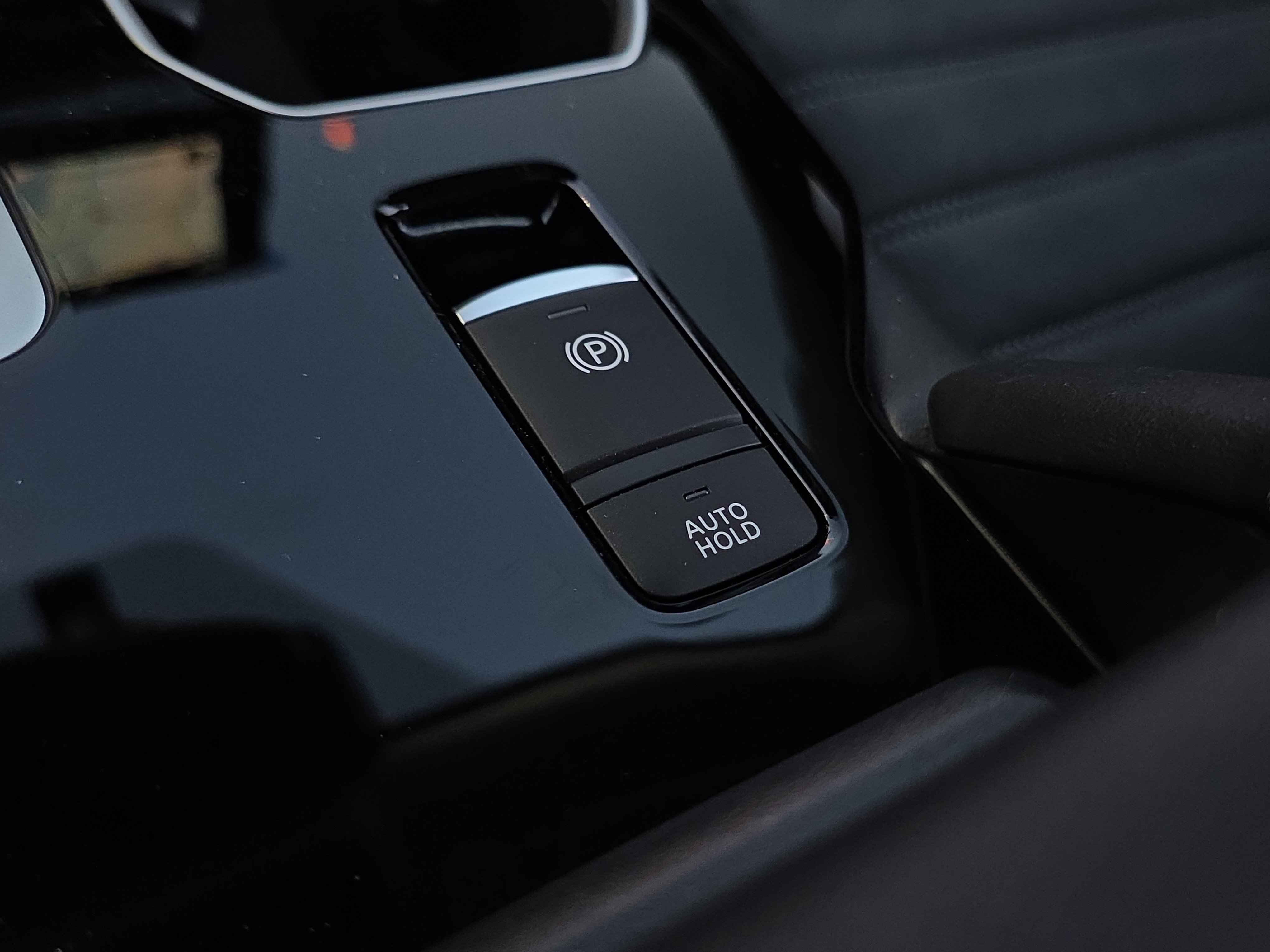 New 2025 Mitsubishi Outlander SE image 21