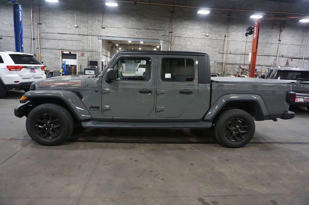 Used 2022 Jeep Gladiator Sport AWD/4WD image 16