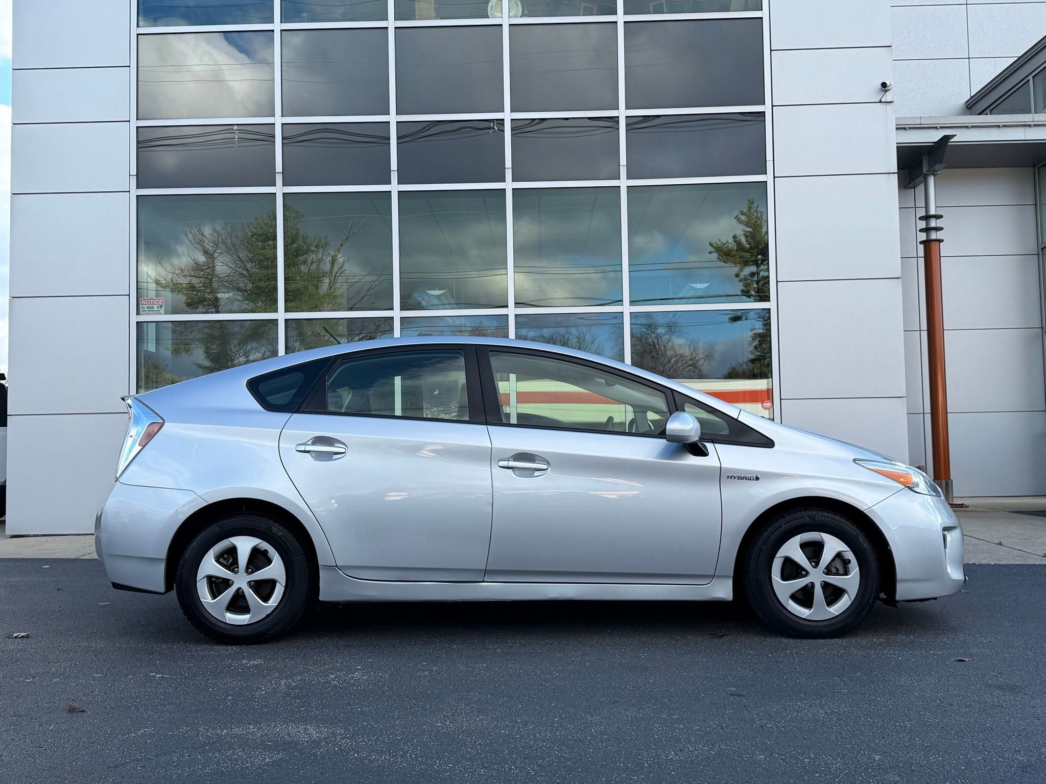 Used 2012 Toyota Prius Two image 5