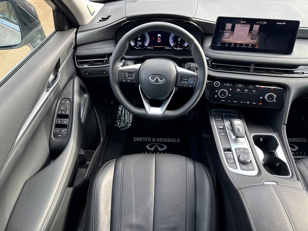 Certified 2025 INFINITI QX60 Luxe w/ Vision Package image 18