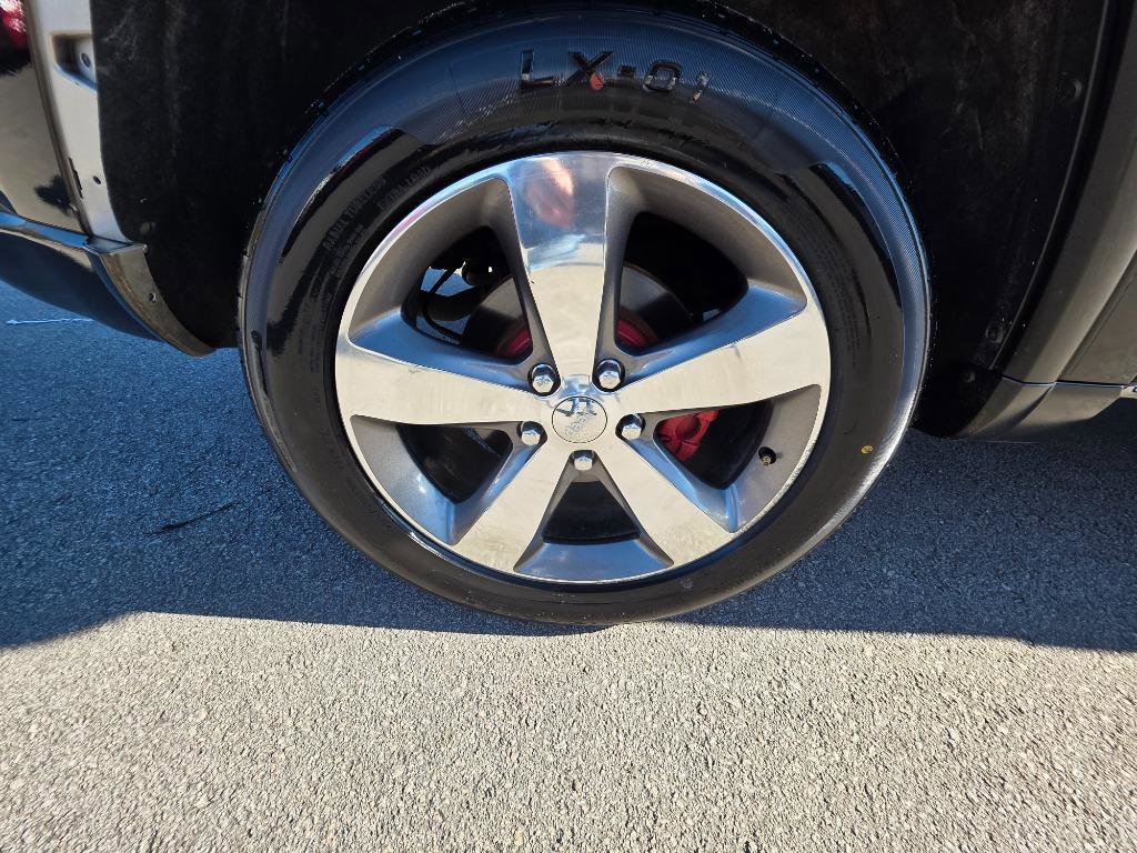 Used 2015 Jeep Grand Cherokee Overland w/ Advanced Technology Group image 22