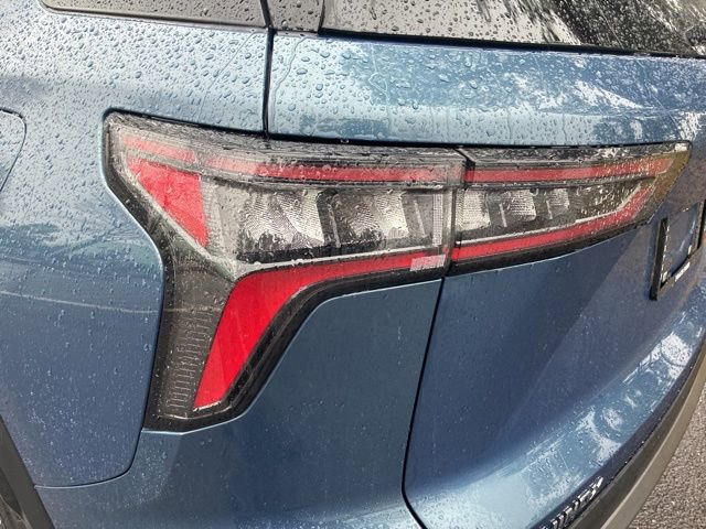 Used 2025 Chevrolet Equinox LT image 12