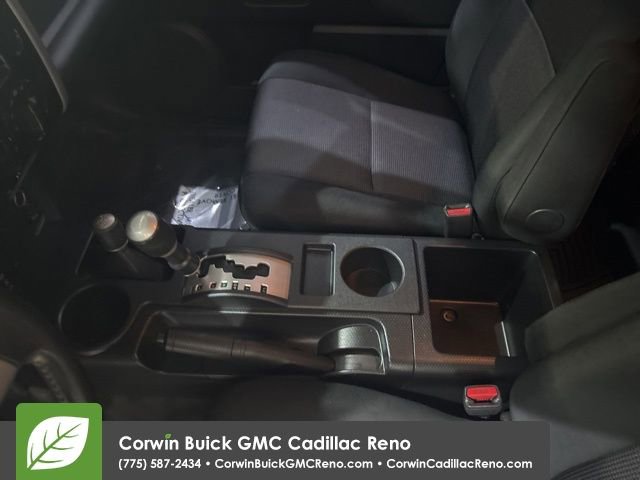 Used 2007 Toyota FJ Cruiser 4WD image 13