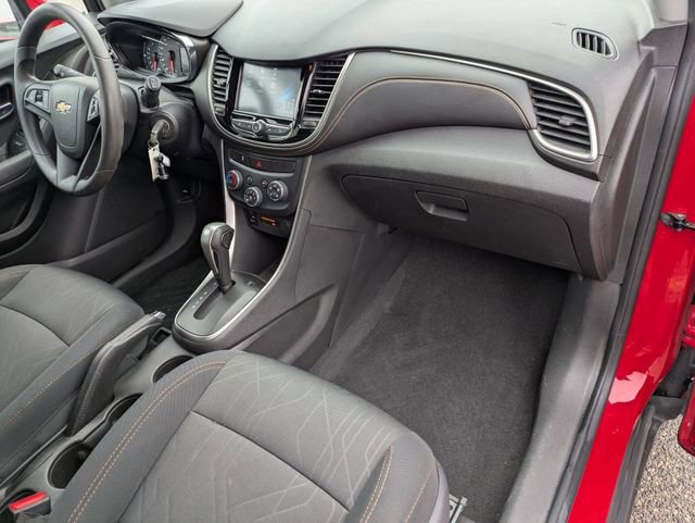 Used 2017 Chevrolet Trax LT image 19
