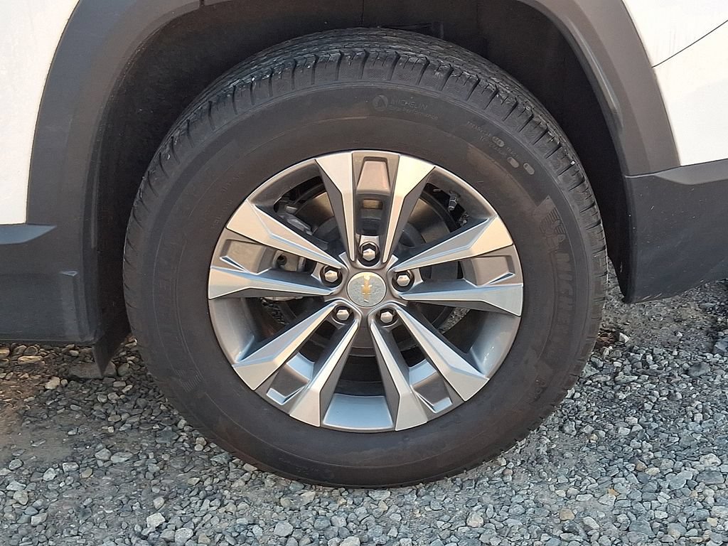 Certified 2025 Chevrolet Equinox LT w/ Convenience Package II AWD/4WD image 31