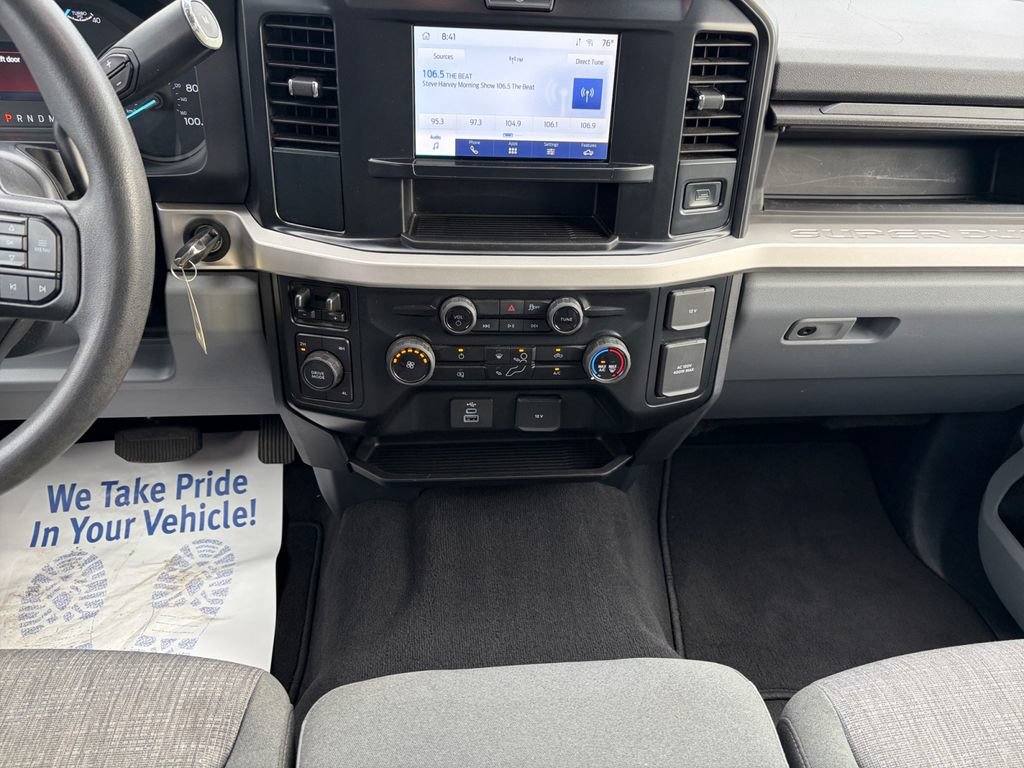 Used 2025 Ford F250 XLT AWD/4WD image 11