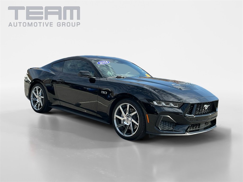 Used 2024 Ford Mustang GT Premium image 1