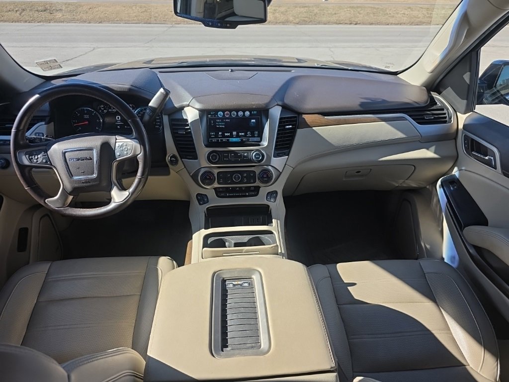 Used 2019 GMC Yukon Denali w/ Denali Ultimate Package image 16
