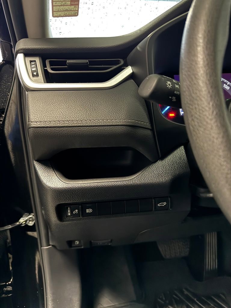 Used 2023 Toyota RAV4 XLE image 11