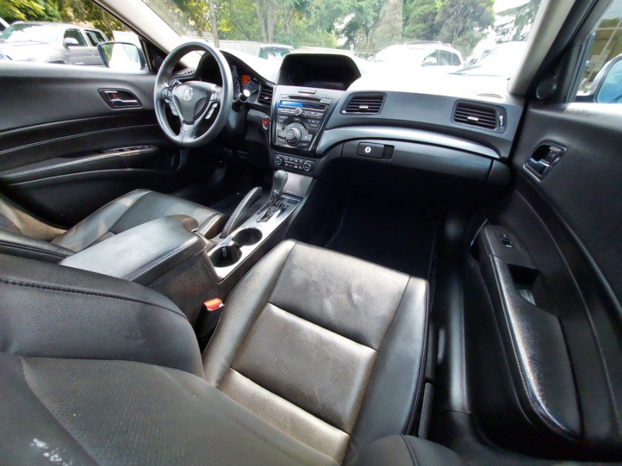 Used 2014 Acura ILX w/ Technology Package FWD image 11