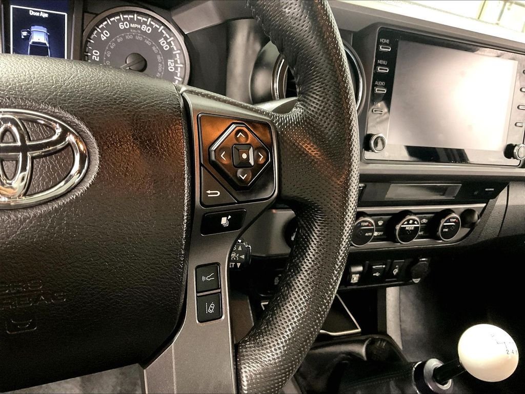 Certified 2022 Toyota Tacoma TRD Sport w/ Technology Package AWD/4WD image 23