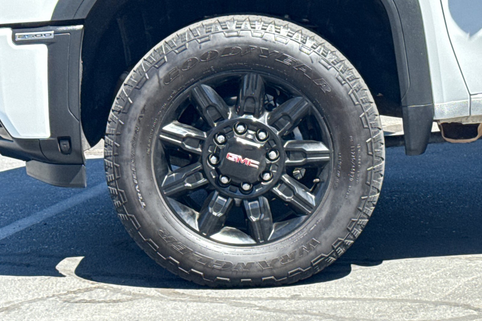 Used 2026 GMC Sierra 2500 AT4 AWD/4WD image 35